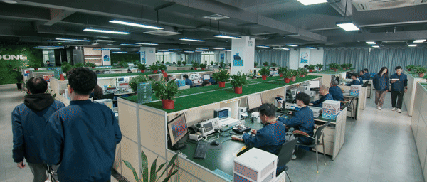 8559e679-d368-4fa9-8e31-4cc52fc5d169.gif
