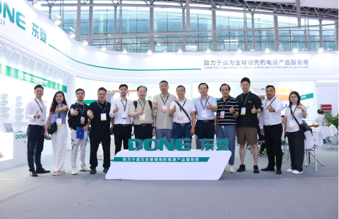 2025 Guangya Exhibition opens grandly, Donling Power will explore the future of lighting with you!